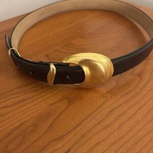 VINTAGE ROBERT LEE MORRIS sculptural gold tone belt with Italian leather strap